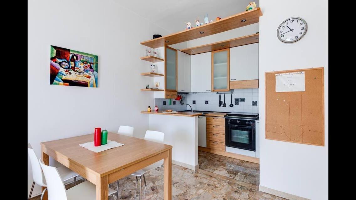 A Due Passi Dal Centro Apartment Forli Bagian luar foto